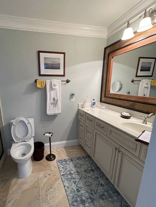 Picture of kitchen before remodel